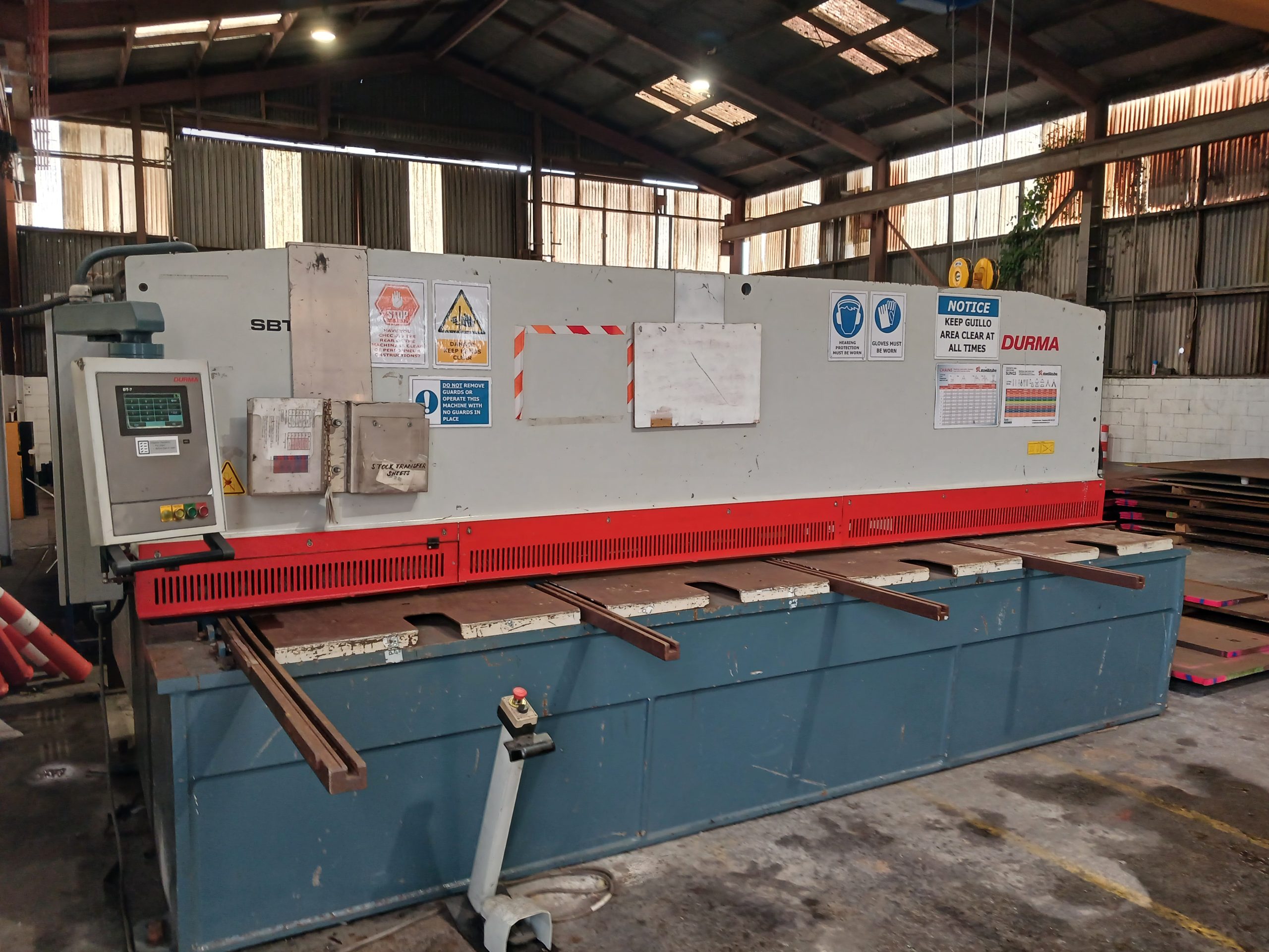 DURMA SBT 4006 Guillotine 5